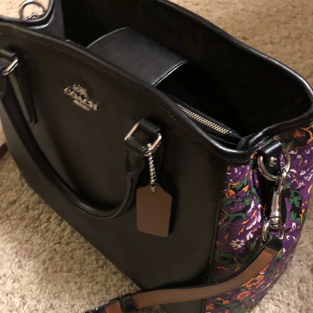 Coach handle